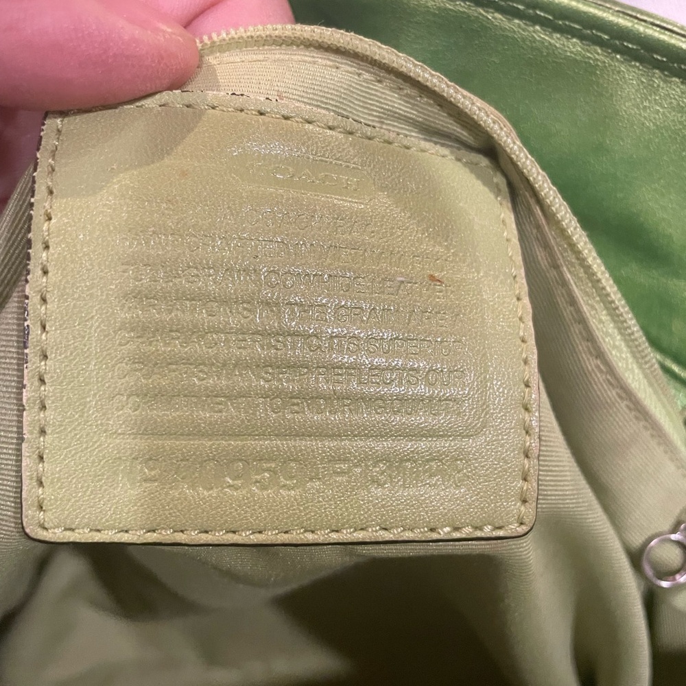 Coach Green Leather Tote Bag - Picture 8 of 9